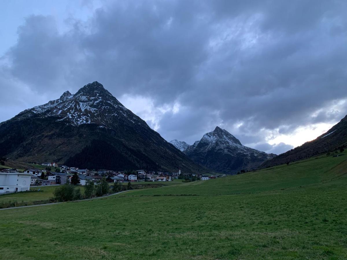 Chasetta Zum Sigrist Villa Galtür Exteriör bild